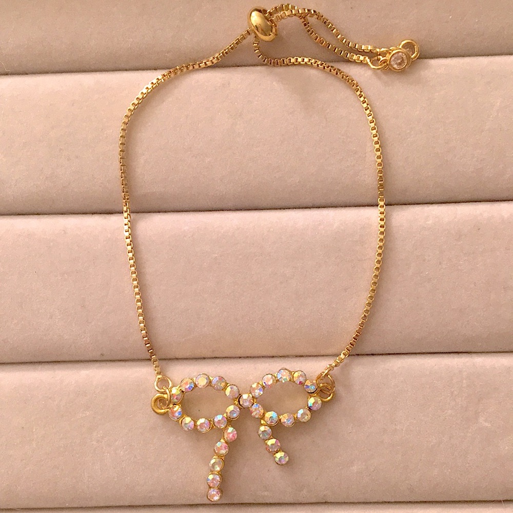 Aurora Borealis + Gold Crystal Bow Pendant Bracelet - Picture 8 of 9